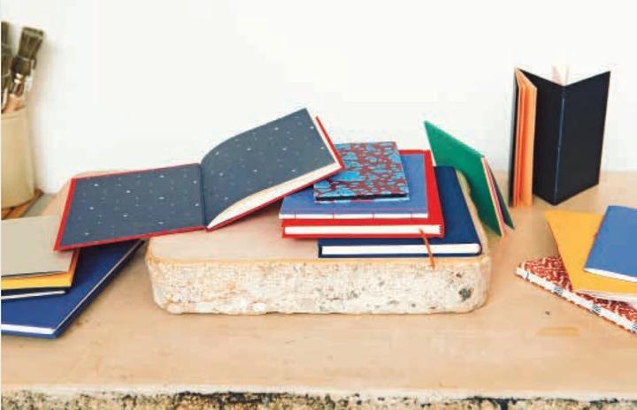 Produktbild Handgebunden - Alben, Leporellos und Bücher selber machen (Deutsch, London Centre for Book Arts, 2018)
