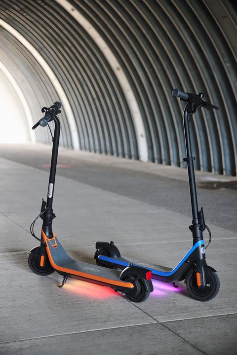 Actual product image Segway-Ninebot eKickScooter C2 E (16 km/h, 11 km, 150 W)
