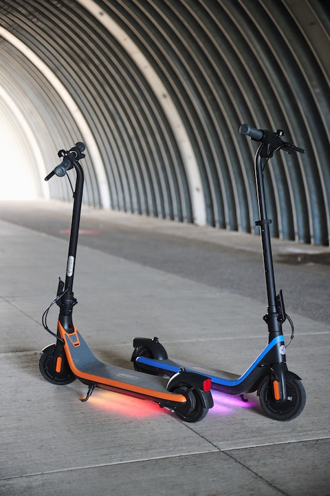 Image du produit Segway-Ninebot eKickScooter C2 E (16 km/h, 11 km, 150 W)