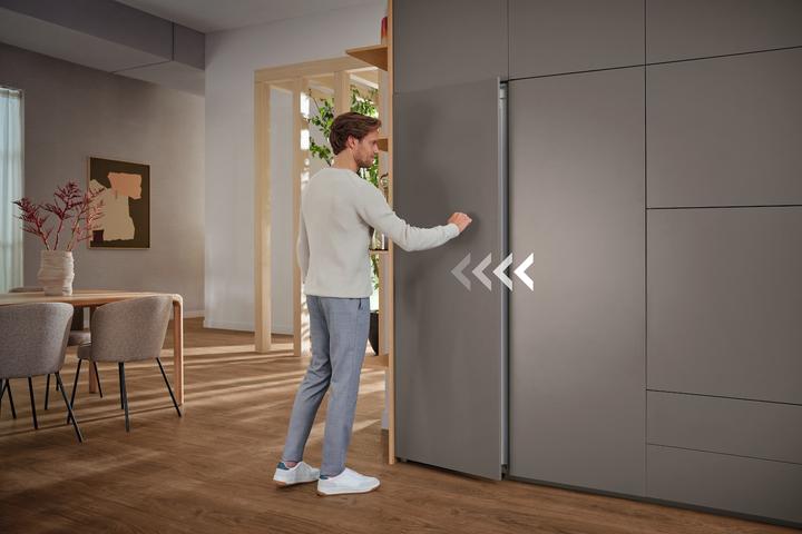 Actual product image Miele Freezers FNS 7794 D R (Installation, 213 l)