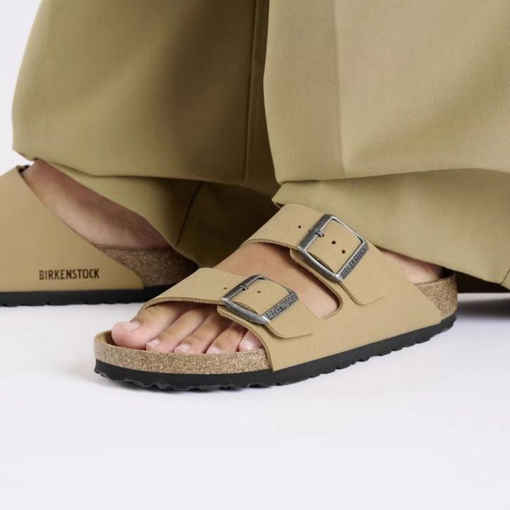 Actual product image Birkenstock Arizona Flip-Flops (38)