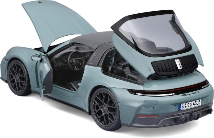 Actual product image Maisto Porsche 911 Targa 4 GTS 1/18 grün