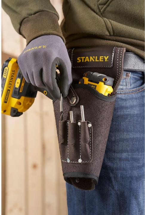 Actual product image Stanley Fanny pack leather (1 Piece)