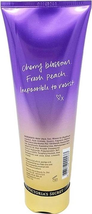 Actual product image Victoria's Secret Love Spell (Body cream, 236 ml)