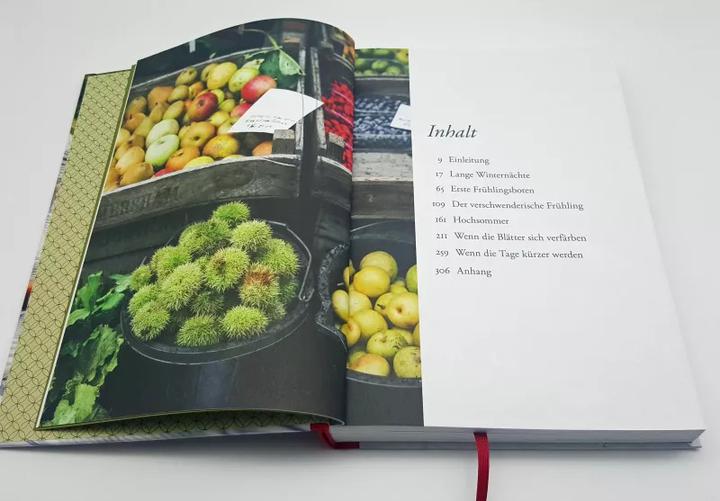 Produktbild Mit dem LITTLE LIBRARY COOKBOOK durchs Jahr (Deutsch, Kate Young, Susanne Kammerer, 2019)