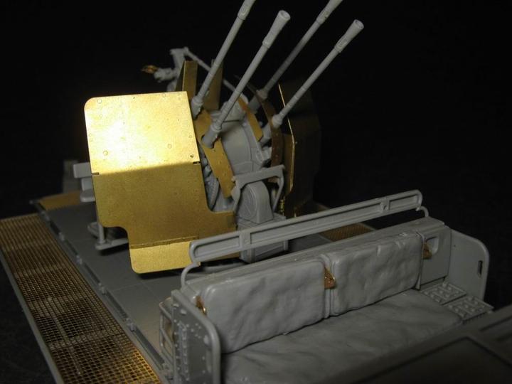 Produktbild Trumpeter 2 cm Flakvierling 38 Selbstfahrlafette (Sd.Kfz.7/1 early version)