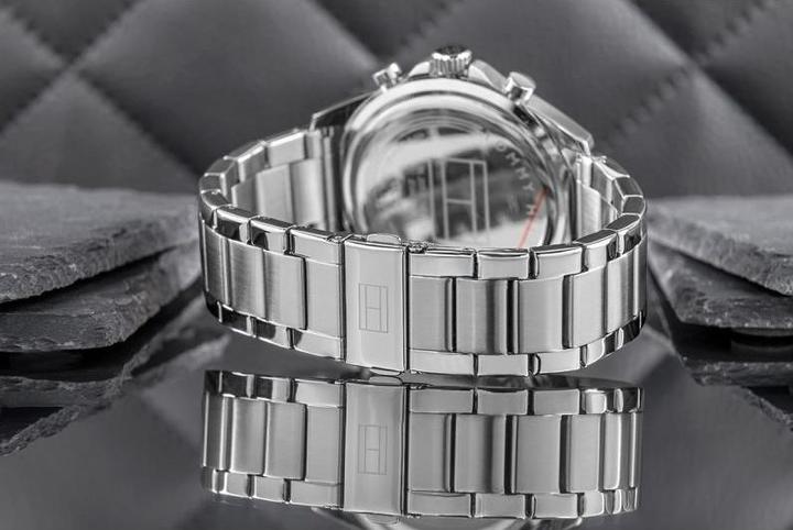 Produktbild Tommy Hilfiger - Jax 1710656 (Chronograph, 48 mm)