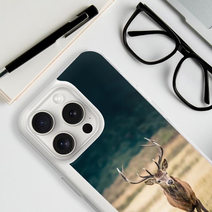 Produktbild DeinDesign Silikon Hülle für Apple iPhone 15 Pro Handyhülle Case Smartphone Schutzhülle Hirsch Wald Wiese (Apple iPhone 15 Pro)