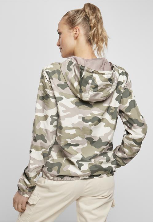 Actual product image Urban Classics Windbreaker Camo Pull Over (XS)