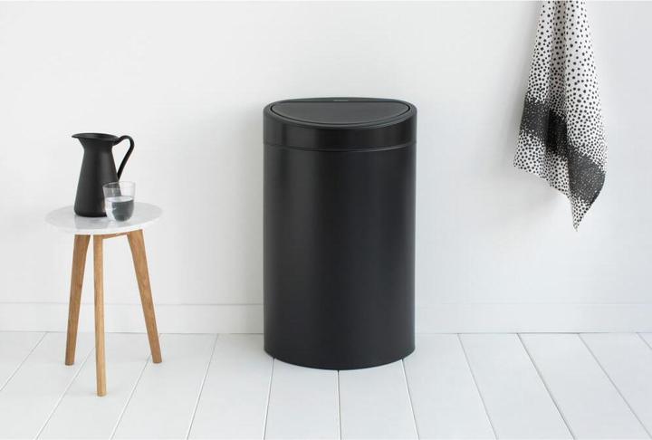 Actual product image Brabantia Touch Bin (40 l)