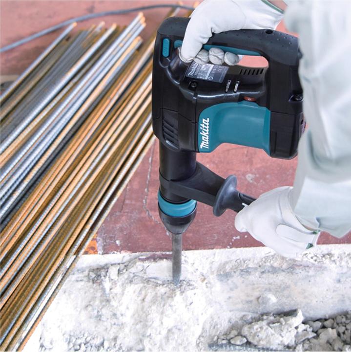 Actual product image Makita 230 V Breekhamer (Electrical connection)