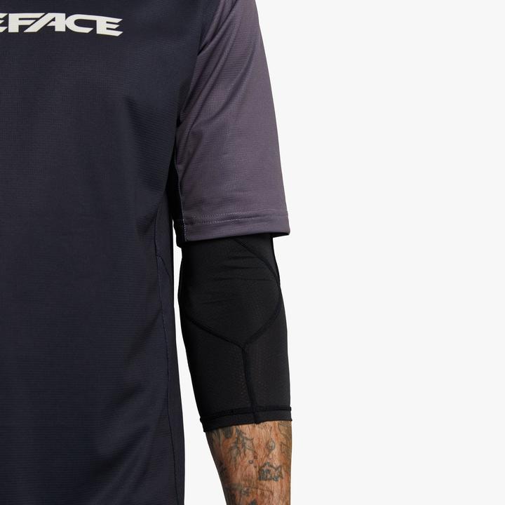 Image du produit Race Face Indy Elbow V2 (XL, Coudes, Modèle unique)
