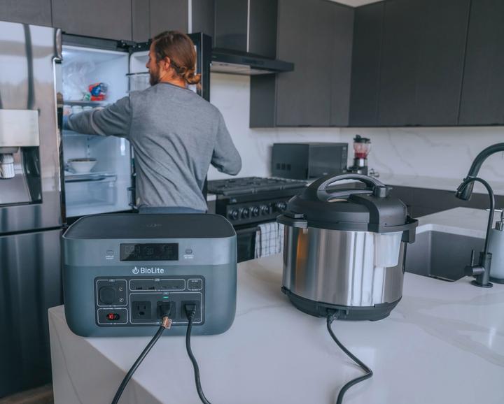 Actual product image Biolite BaseCharge 1500 EU High-performance Li-Ion Power Station (1521 Wh, 12.10 kg)