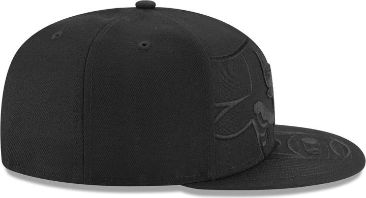 Actual product image New Era 59Fifty Fitted Cap - SPILL Chicago Bulls - 7 3/8