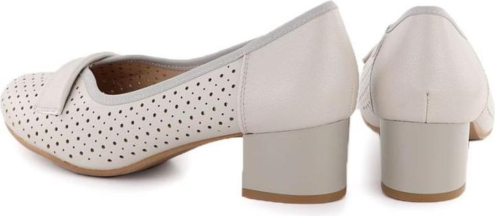 Image du produit Jezzi Women's openwork beige pumps 233-12 (37)