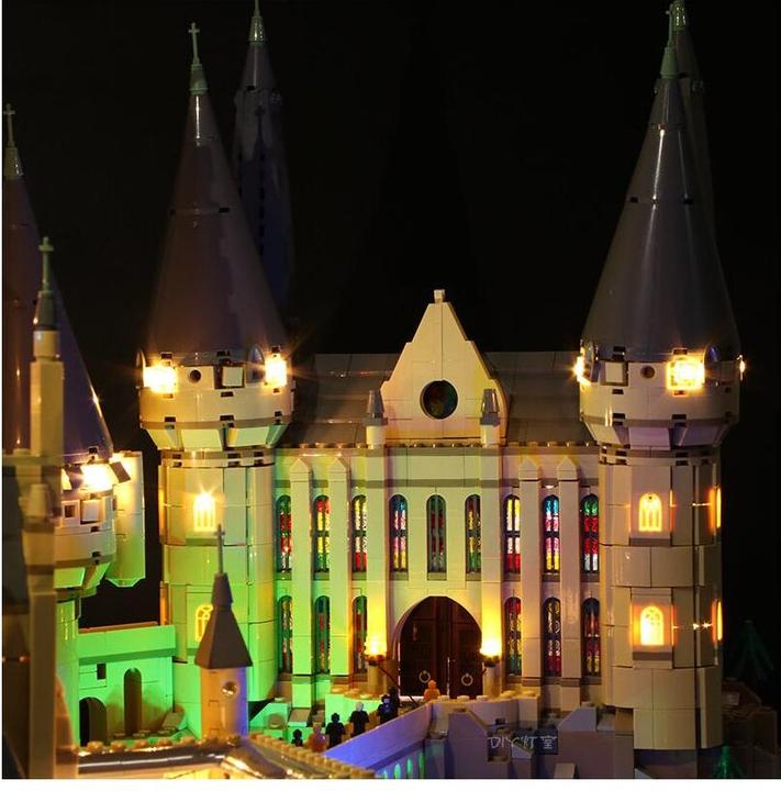 Actual product image BrickBling LED Licht Set für LEGO Harry Potter: Schloss Hogwarts (71043) inkl. Fernbedienung