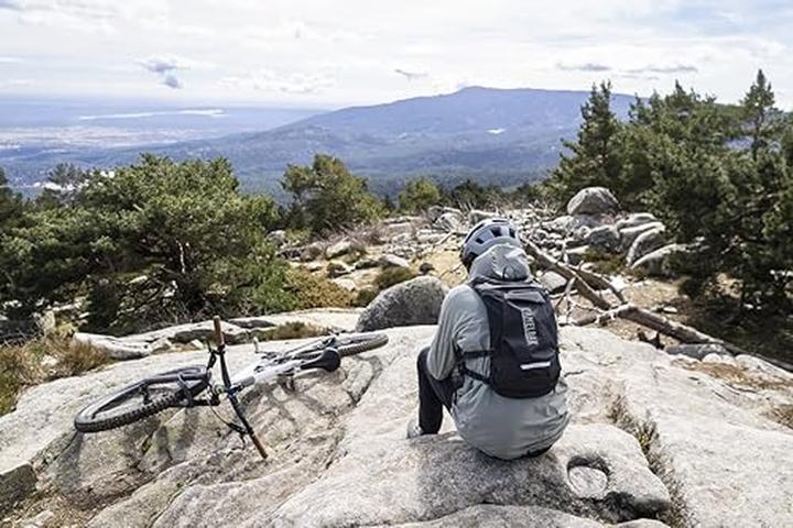 Produktbild Camelbak Women Chase Adventure 8 Vest (6 l)