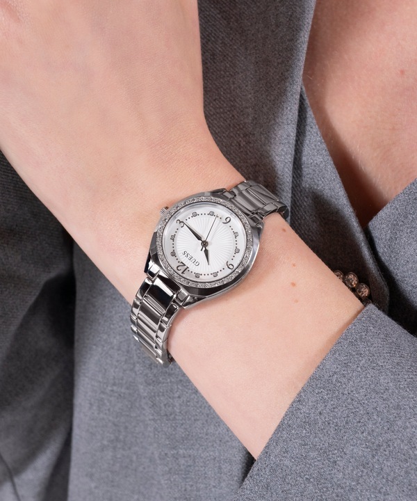 Produktbild Guess P SLV CS W/ CRYS / SUN WHT DL / P SLV BRCT Armbanduhr (Uhr mit Schmuckstein, 30 mm)