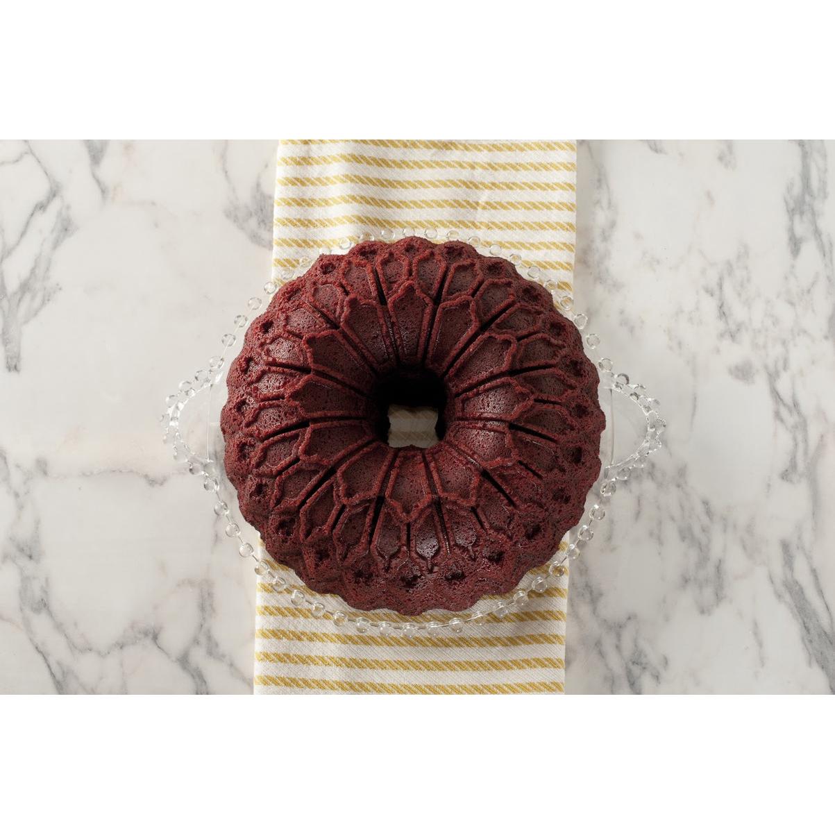 Thumbnail - 3x Nordic Ware Stained Glass Bundt Pan, Backform, Silber