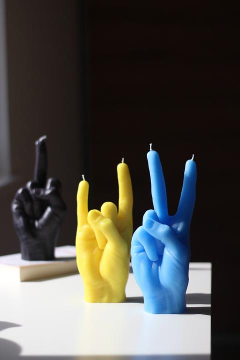Image du produit Candle Hand Victoire (1 pcs)