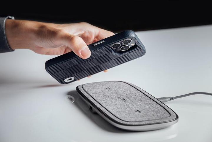 Image du produit Moshi Altra pour iPhone 13 Pro - Bleu nuit (Apple iPhone 13 Pro)