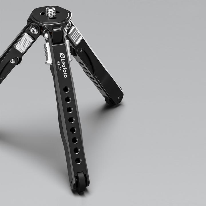 Produktbild Leofoto Kleinstativ MT-04 mit 30mm Kugelkopf (Metall)