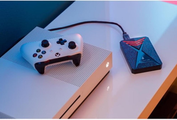 Actual product image SureFire Gaming Bunker (1000 GB)