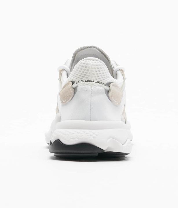 Actual product image adidas Ozweego (40)