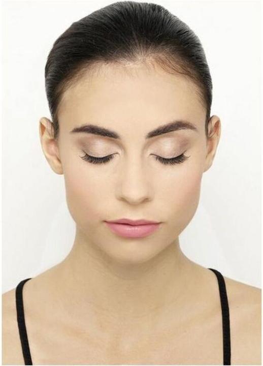 Actual product image Eylure London Natural Lashes Fluttery Light 003 (Artificial eyelashes)