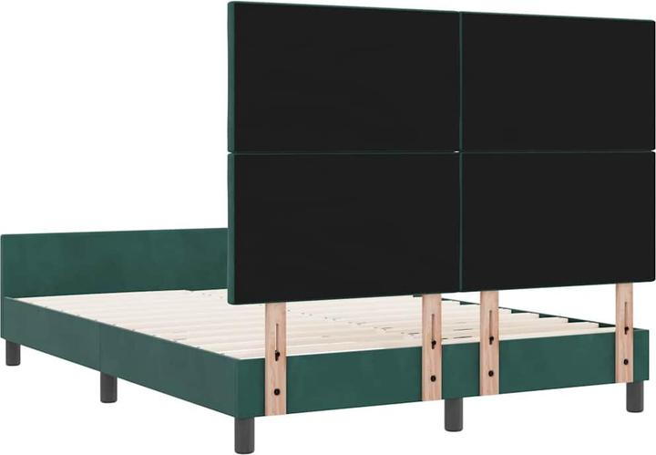 Vert foncé