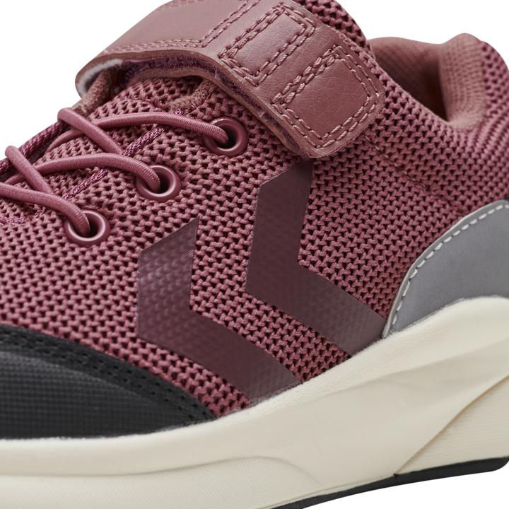 Actual product image hummel Reach 250 Recycled Tex Jr (31)