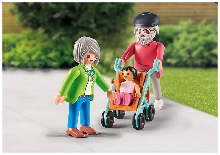 Actual product image Playmobil Grandparents with baby (71613, Playmobil My Life)