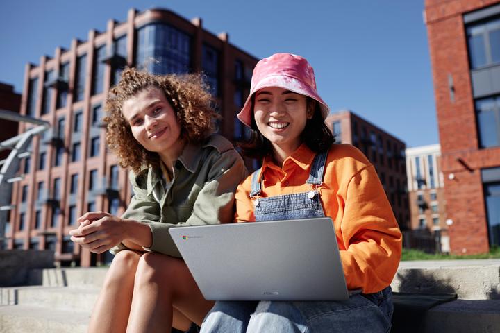 Produktbild ASUS Chromebook CX1405CKA (14", 4 GB, Eng. Int., Intel Celeron N4500)