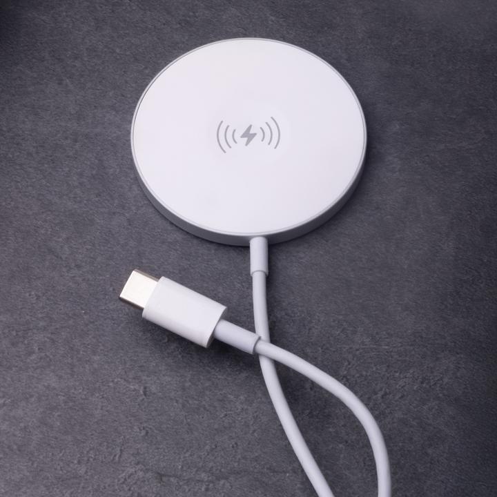 Actual product image Forever MAWC-400 magnetic wireless charger 15W white 3in1 (15 W)