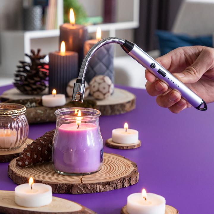 Produktbild InnovaGoods Wiederaufladbares und biegbares elektrisches Feuerzeug Eflecther