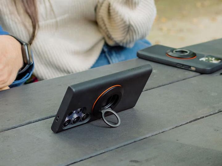 Actual product image Quad Lock MAG Phone Ring Grip