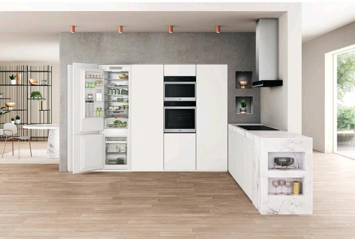 Produktbild Whirlpool WHC20 T352 Kühl- und Gefrierkombination Integriert 280 l E Weiss