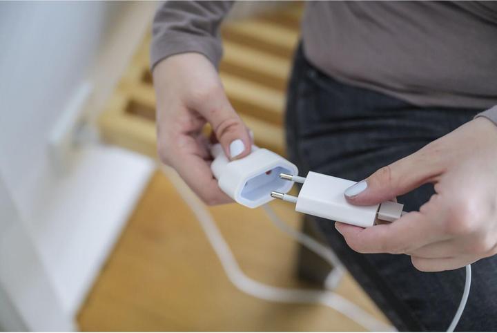 Immagine prodotto Brennenstuhl Cavo di prolunga in plastica 3m bianco H03VVH2-F 2x (3 m, CEE 7/16)