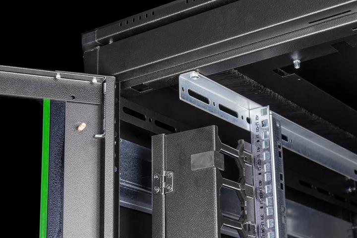 Produktbild Digitus Netzwerkschrank Varioflex-N Serie - 800x800 mm (BxT) (42 HE, 19 Zoll Rack)