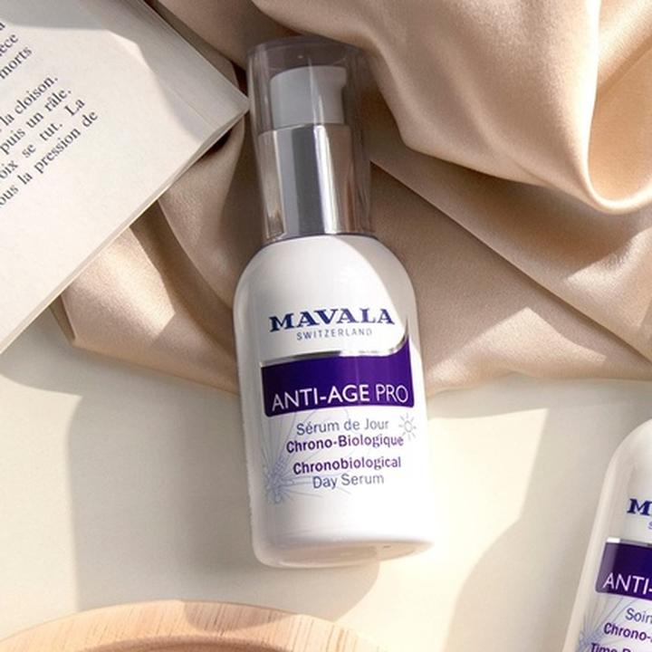 Produktbild Mavala Anti-Age Pro Chrono-Biologisches Tagesserum (30 ml)