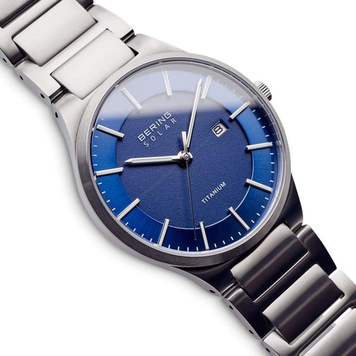 Actual product image Bering 15239-777 (Analogue wristwatch, 39 mm)