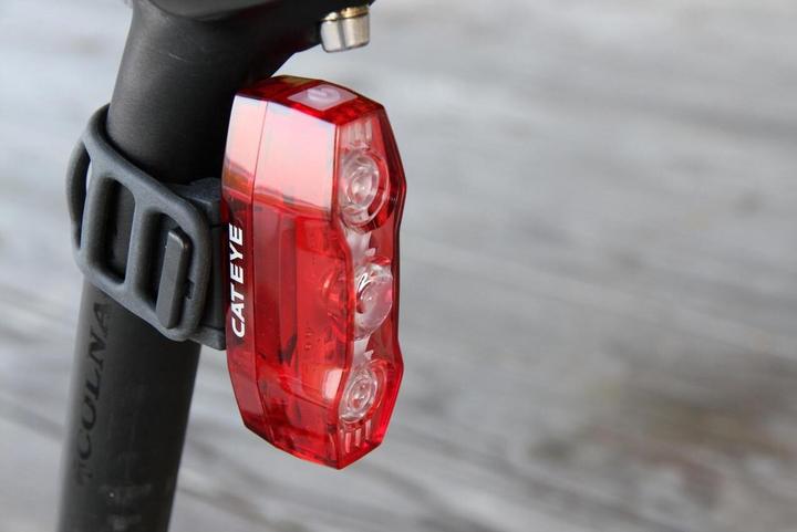 Image du produit CatEye Feu Arrière Viz300 (300 lm)