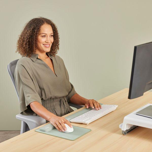 Actual product image Fellowes Breyta salbei Tastatur-Handgelenkauflage 47 cm