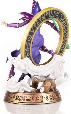 Produktbild First 4 Figures Yu-Gi-Oh! Dark Magiciam