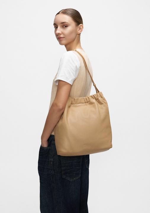 Produktbild Liebeskind Berlin Hobo Geräumige Hobo-Bag aus natürlich genarbtem Leder