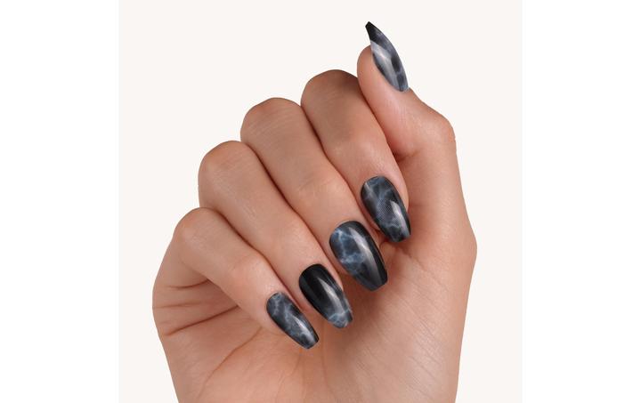 Produktbild essence You're Marbellous (Kunstnägel, Schwarz)