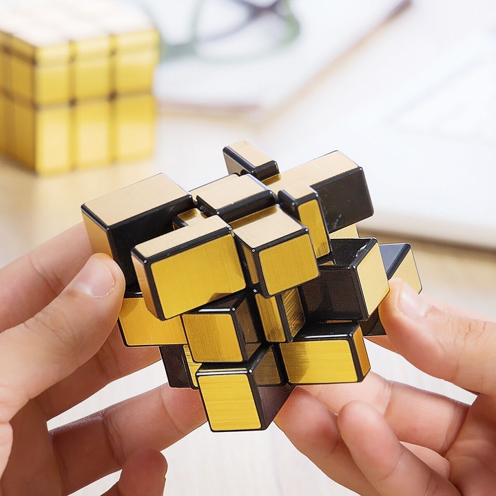 Immagine prodotto InnovaGoods Puzzle rotante a forma di cubo magico Ubik 3D