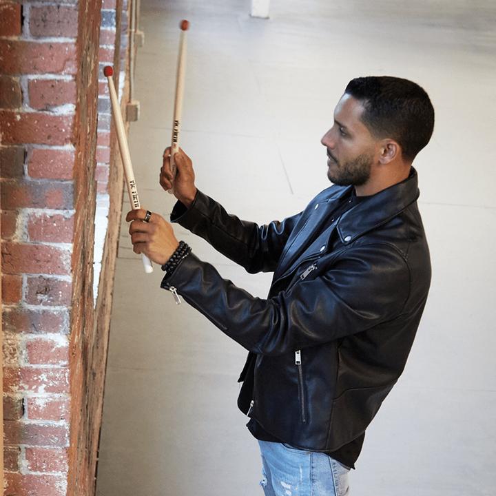 Actual product image Vic Firth Universal Marching (2 pair) (Drum set)