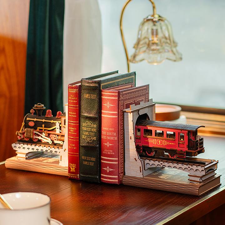 Image du produit Rolife Century Train - Book Nook