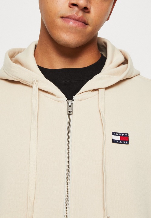 Image du produit Tommy Jeans Tjm Rlx Badge Zipthru (M)